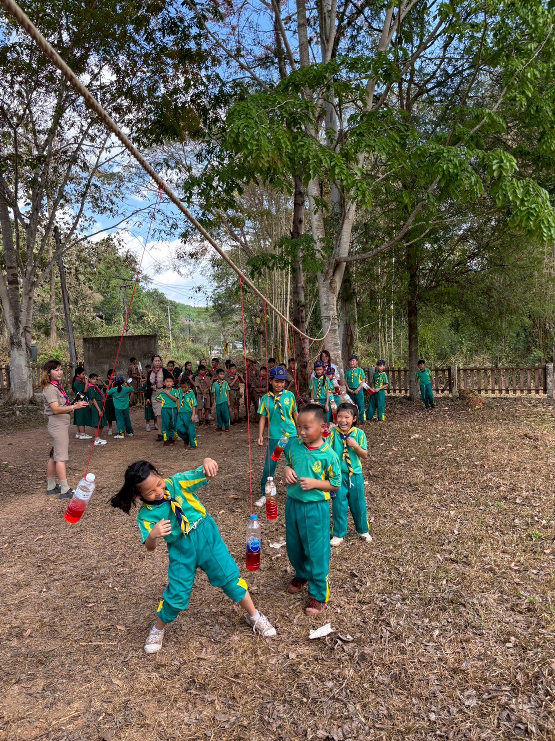 LINE_ALBUM_เดินทางไกลลูกเสือ_260304_18