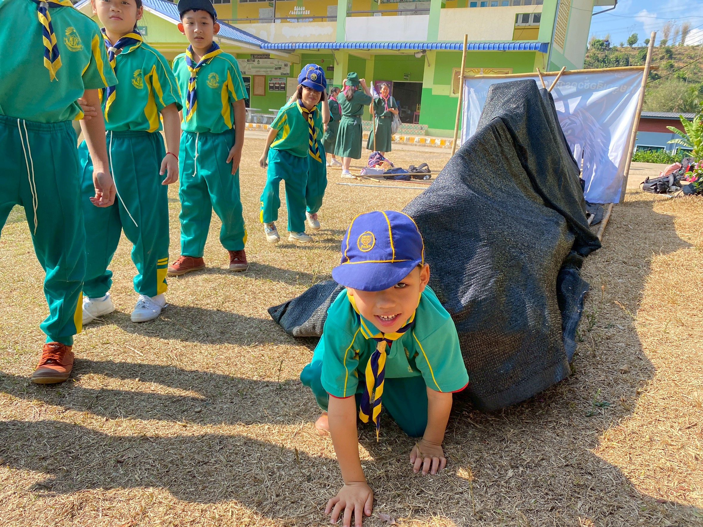 LINE_ALBUM_เดินทางไกลลูกเสือ_260304_2